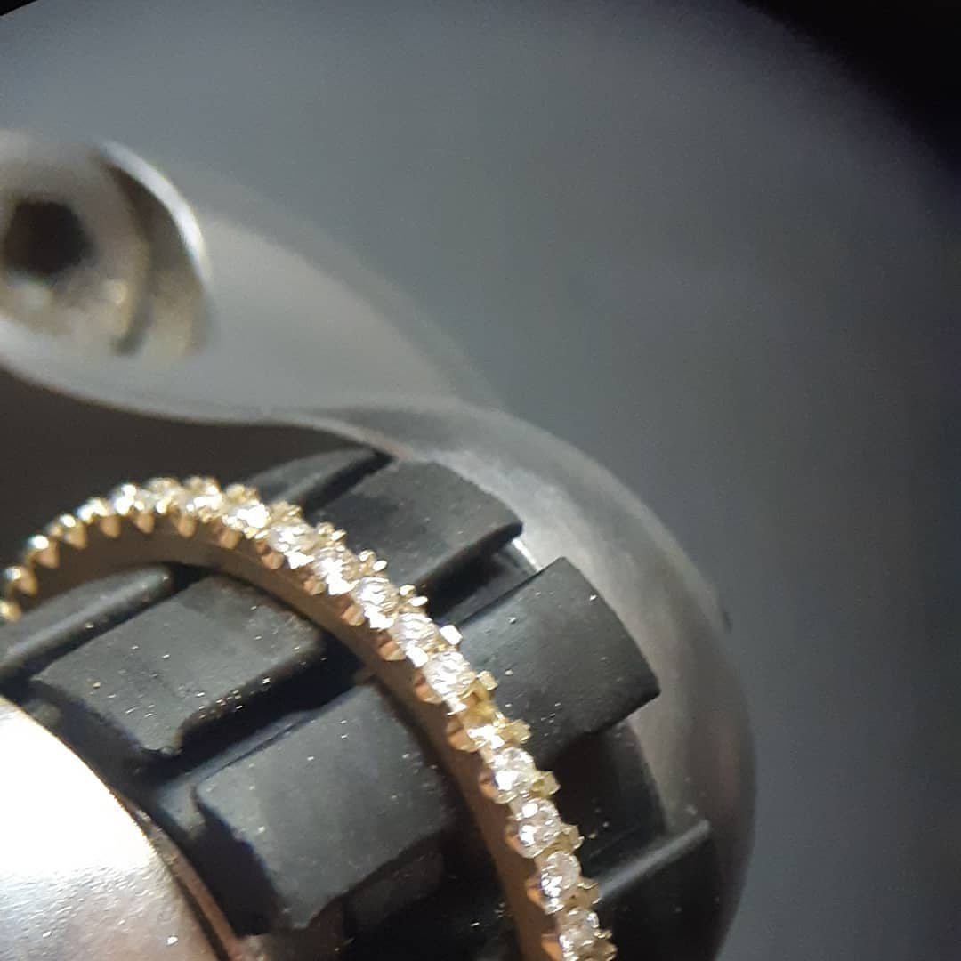 Zeitloses Ring Design - Sonderanfertigung